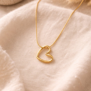 Floating heart chain